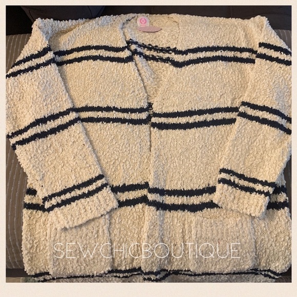 Ivory & Navy Popcorn Textured Striped Cardy - Picture 5 of 7